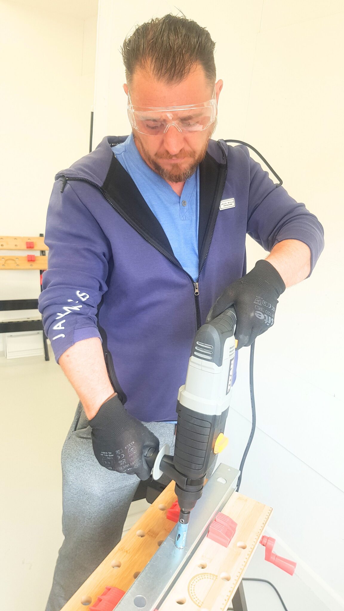 nvq level 3 electrical graduates