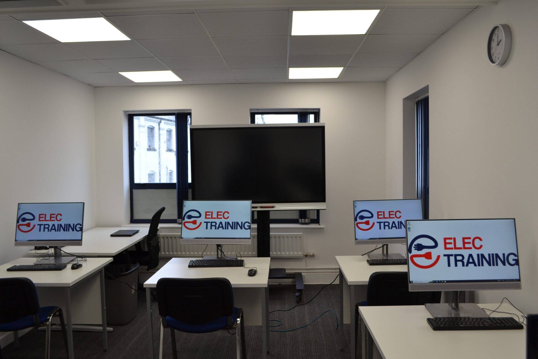 Exam Preparation Study Area – Electrician Course Telford