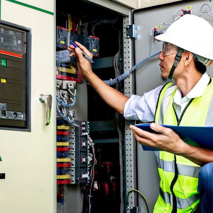 NVQ Level 3 Electrical Installation/Maintenance - C&G 2357